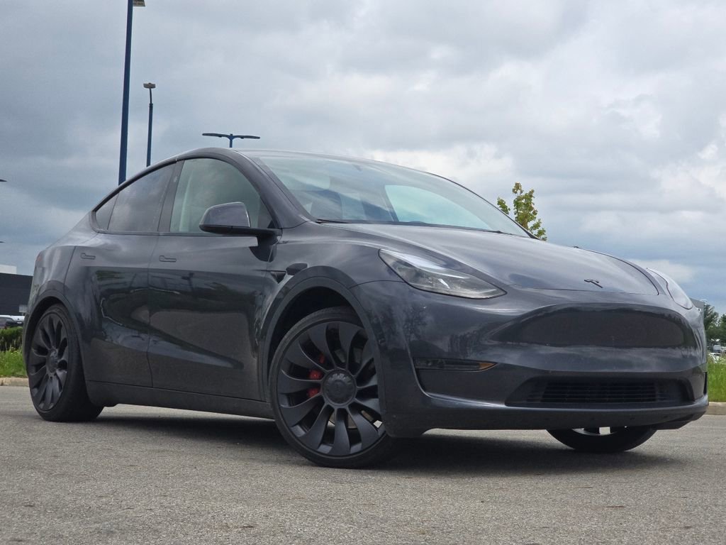 Used 2024 Tesla Model Y Performance AWD/4WD video 1