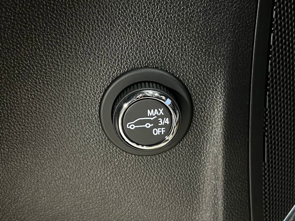 New 2026 Buick Envision Avenir image 16