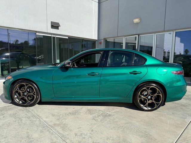 New 2025 Alfa Romeo Giulia w/ Driving Assist Package image 5