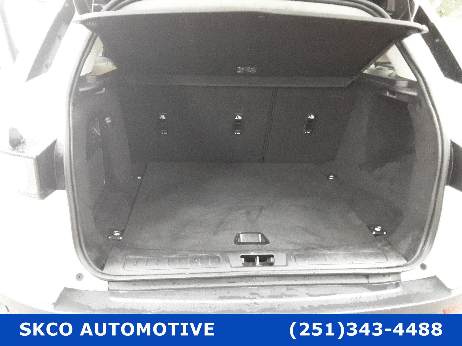 Used 2019 Land Rover Range Rover Evoque SE image 21