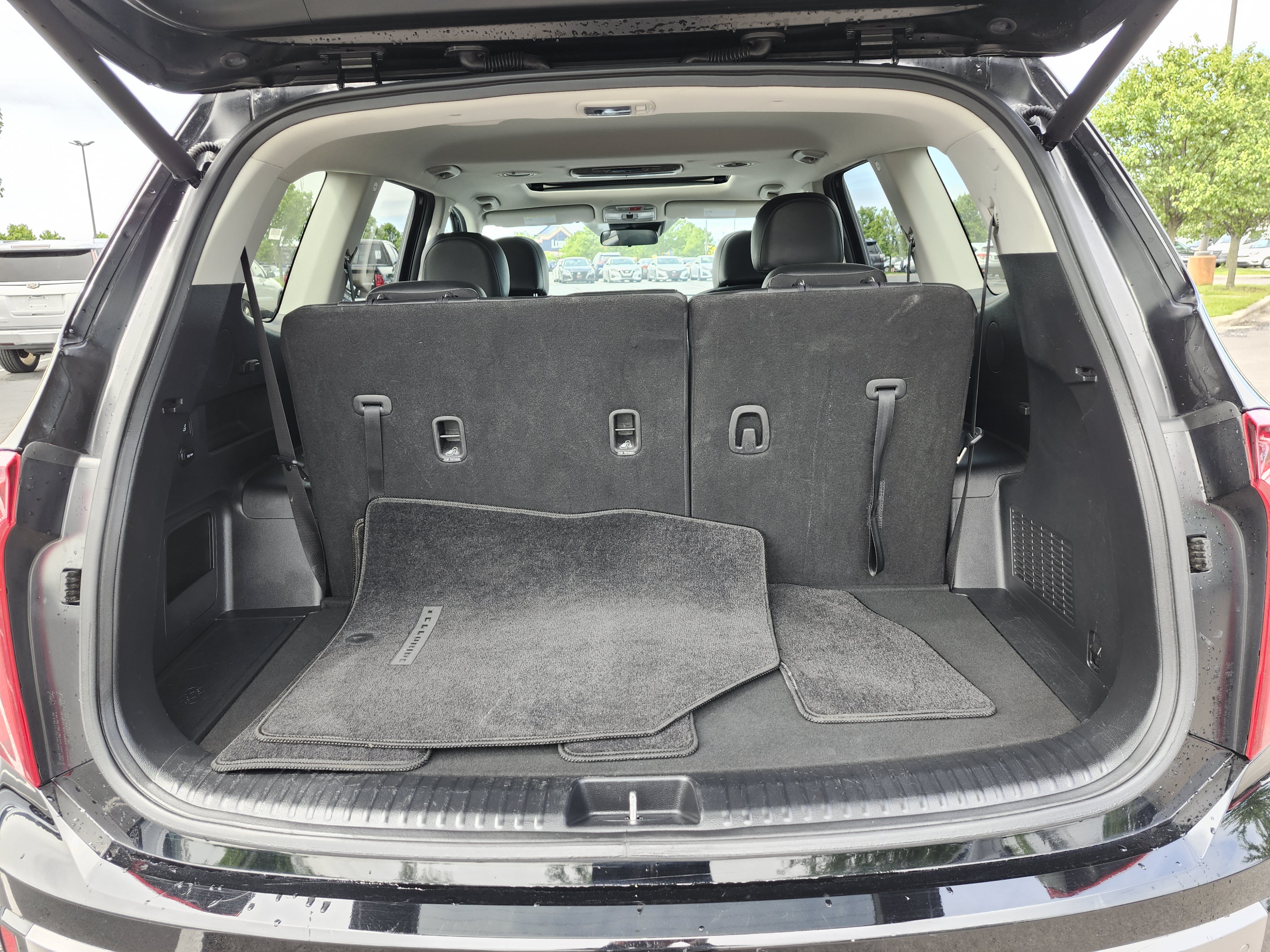 Used 2025 Kia Telluride S FWD image 25