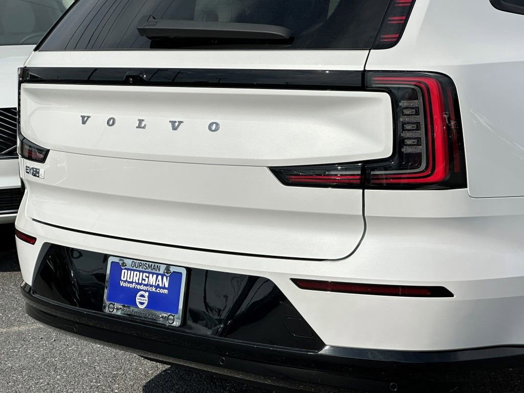 New 2025 Volvo EX90 Ultra image 8