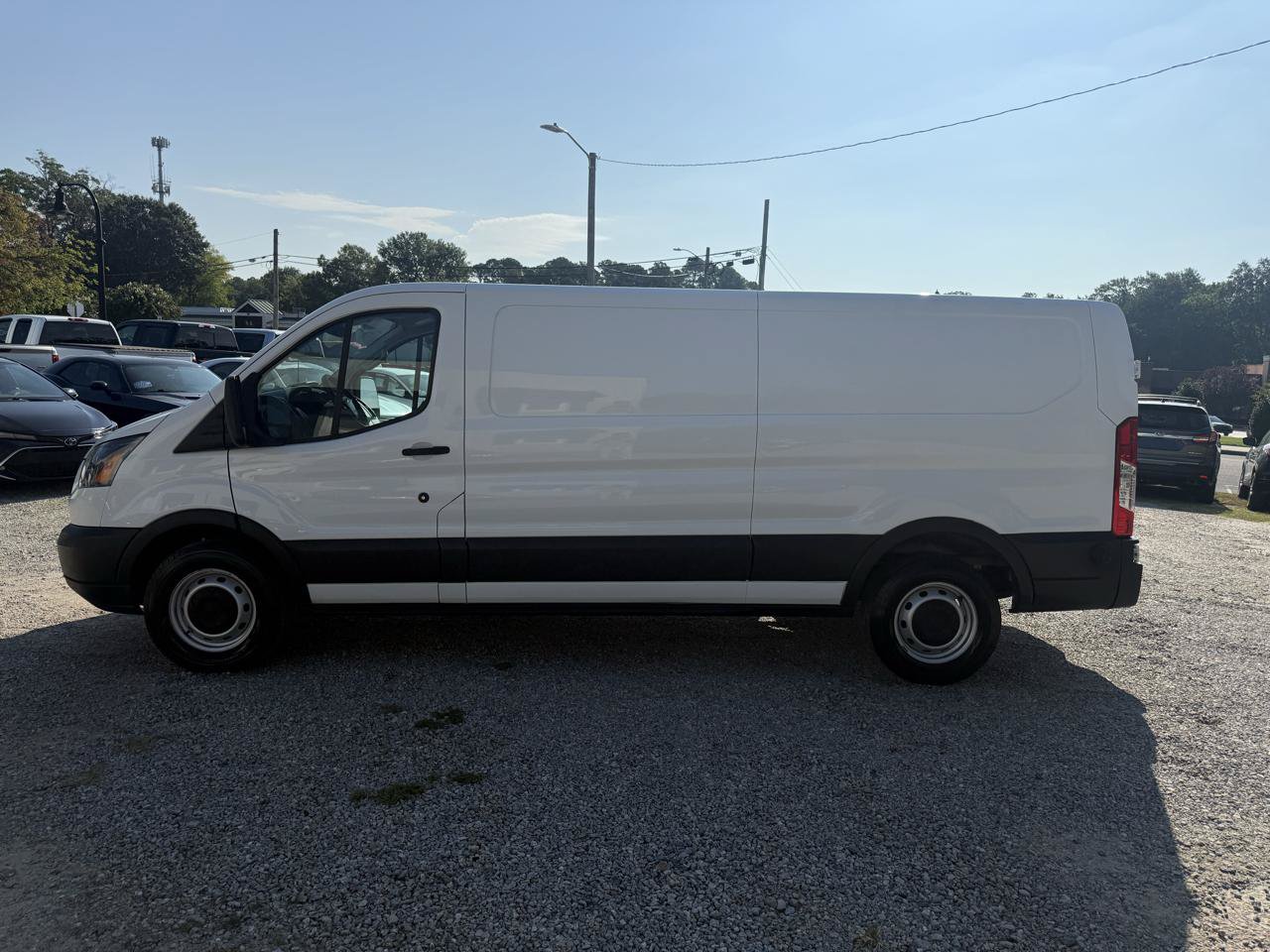 Used 2019 Ford Transit 250 148 Low Roof RWD image 8