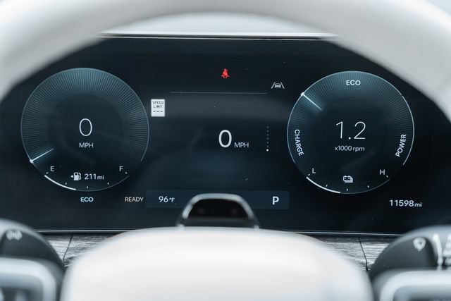 Used 2024 Hyundai Santa Fe Limited FWD image 47
