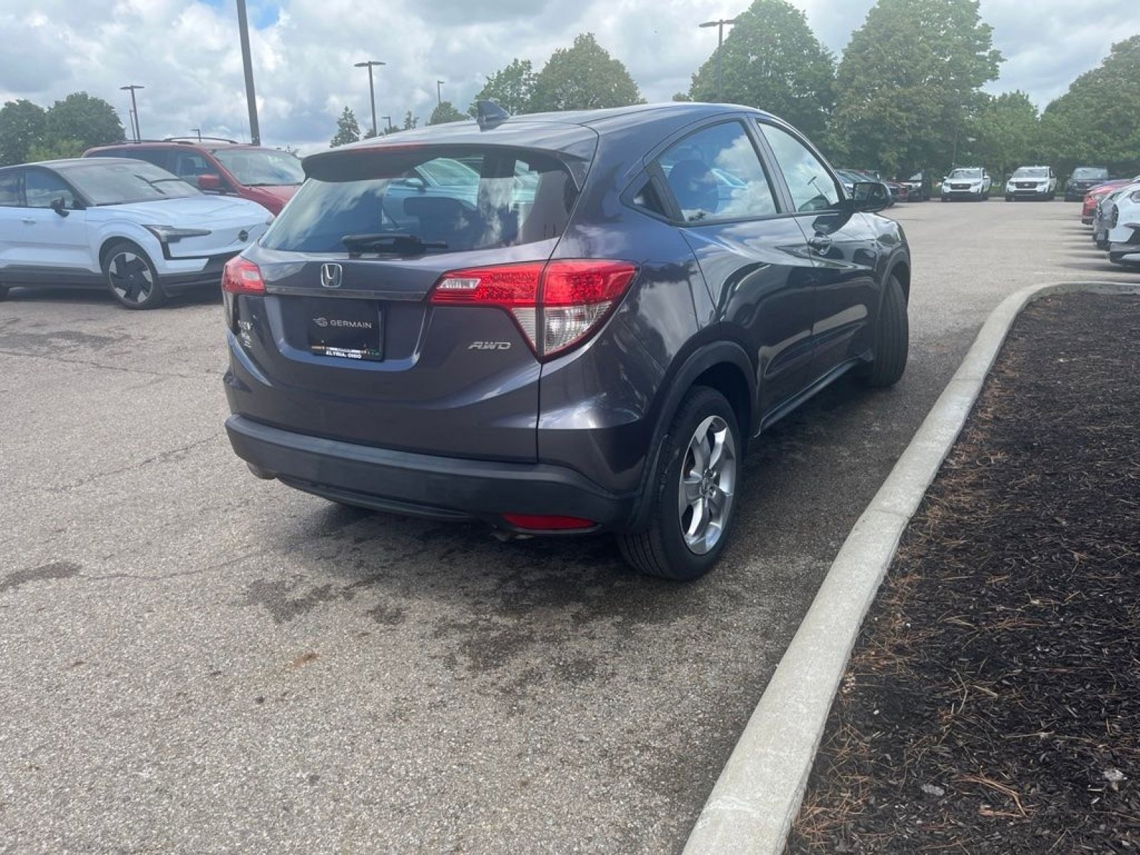 Used 2020 Honda HR-V LX image 9
