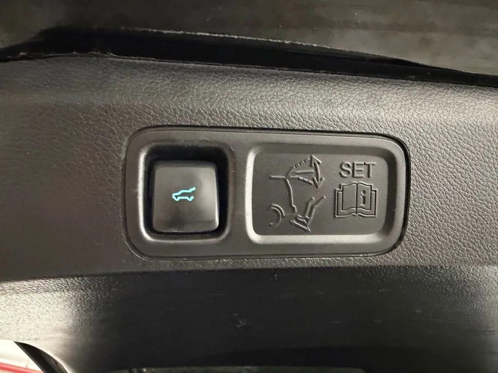 Used 2020 Ford Expedition Limited AWD/4WD image 29