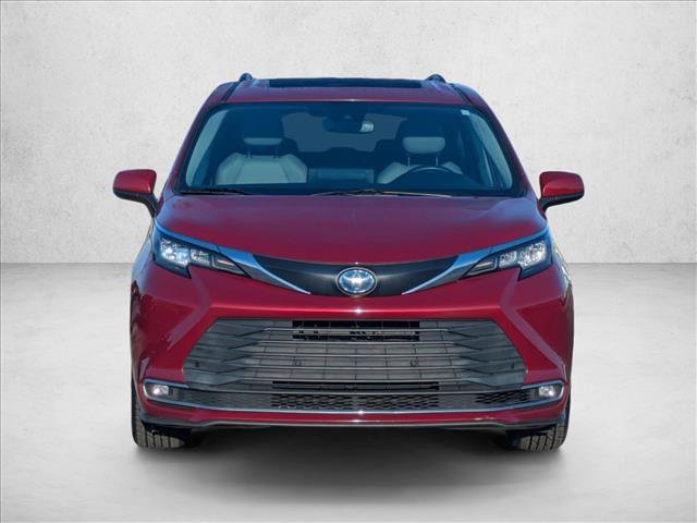 Used 2023 Toyota Sienna XLE FWD video 2