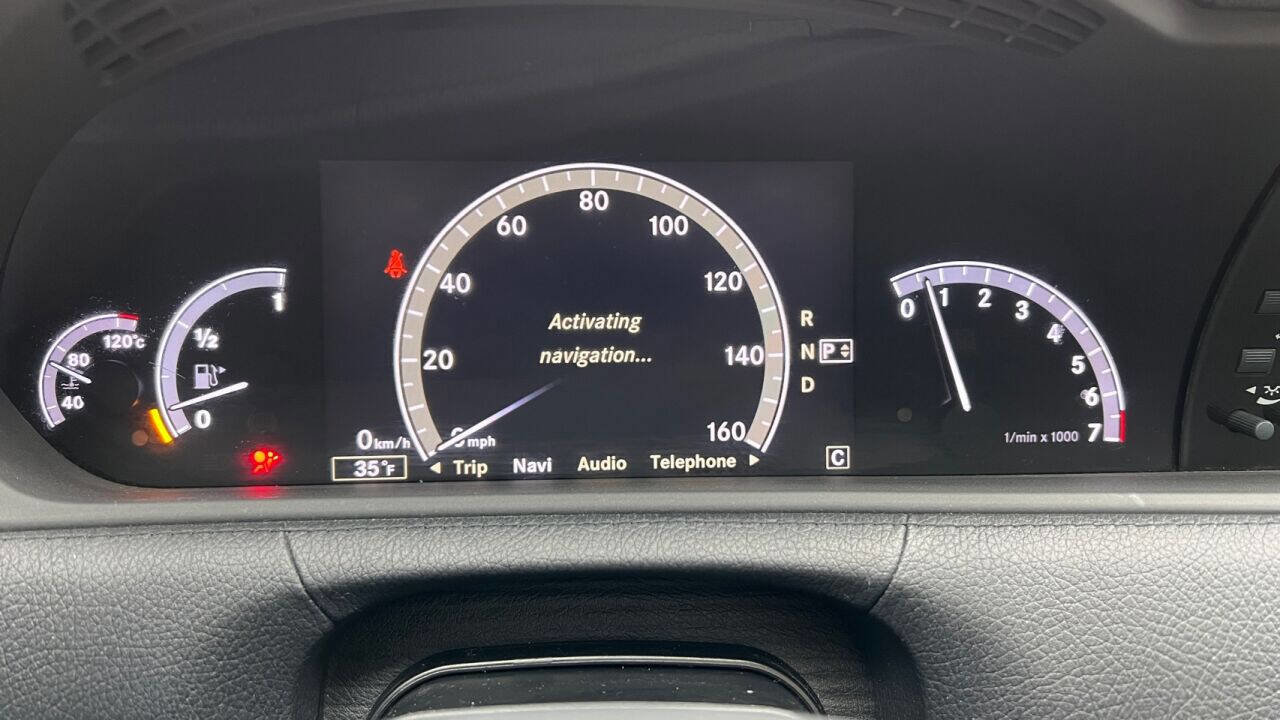 Used 2010 Mercedes-Benz CL 550 CL 550 4MATIC AWD 2dr Coupe image 22