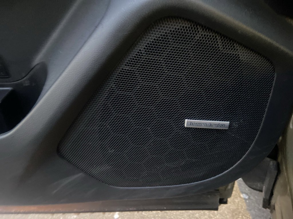 Used 2022 Subaru Ascent Limited w/ Technology Package image 13