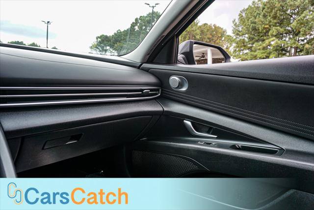 Used 2023 Hyundai Elantra SEL FWD image 28
