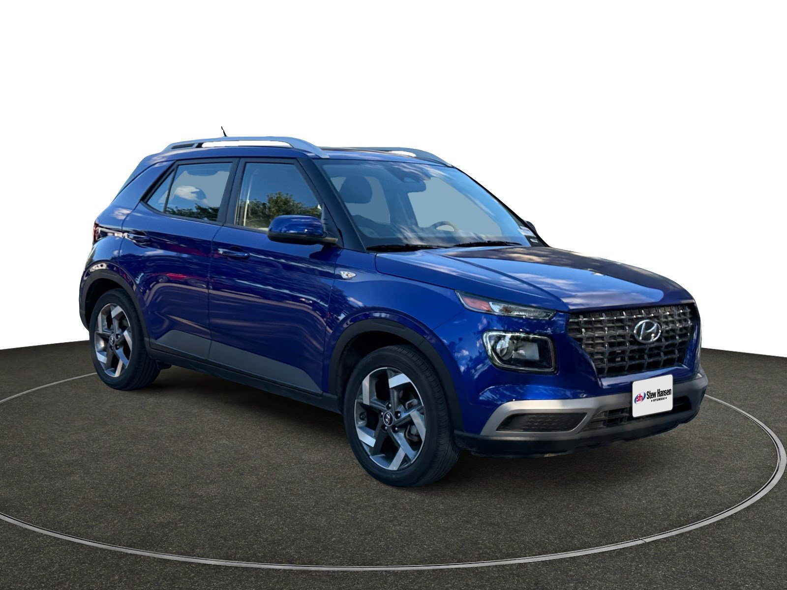 Certified 2025 Hyundai Venue SEL FWD image 9