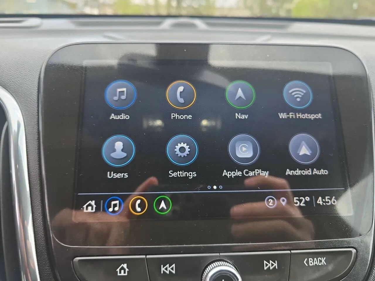 Used 2022 Chevrolet Equinox Premier AWD/4WD image 17