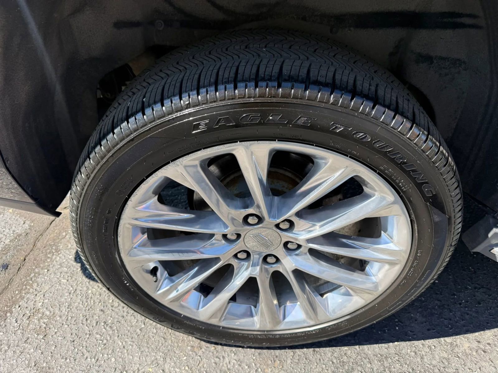 Used 2018 Cadillac Escalade Luxury AWD/4WD image 60