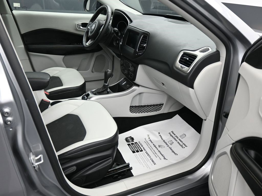 Used 2019 Jeep Compass Latitude w/ Popular Equipment Group image 14