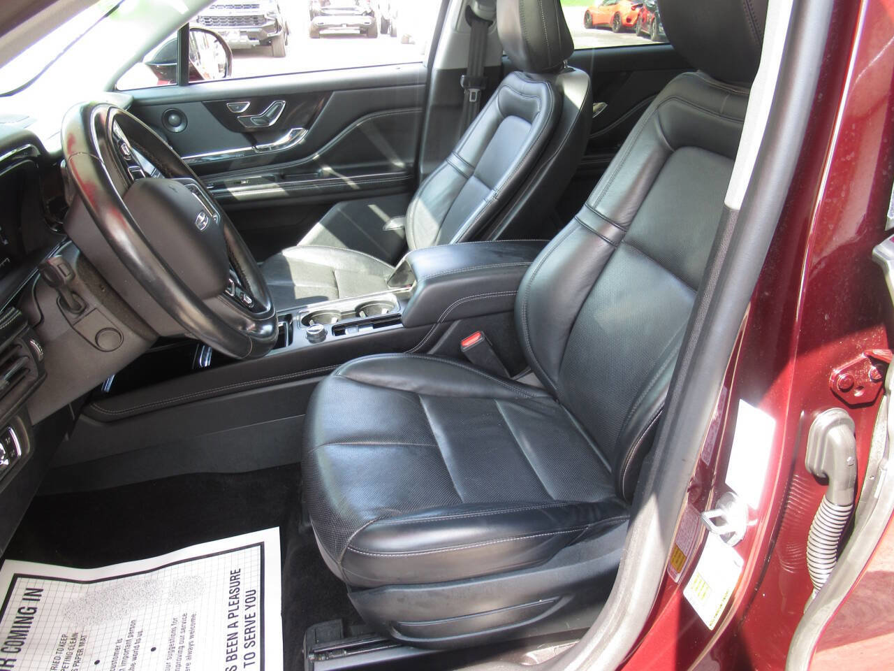 Used 2020 Lincoln Corsair Reserve w/ Elements Package image 18