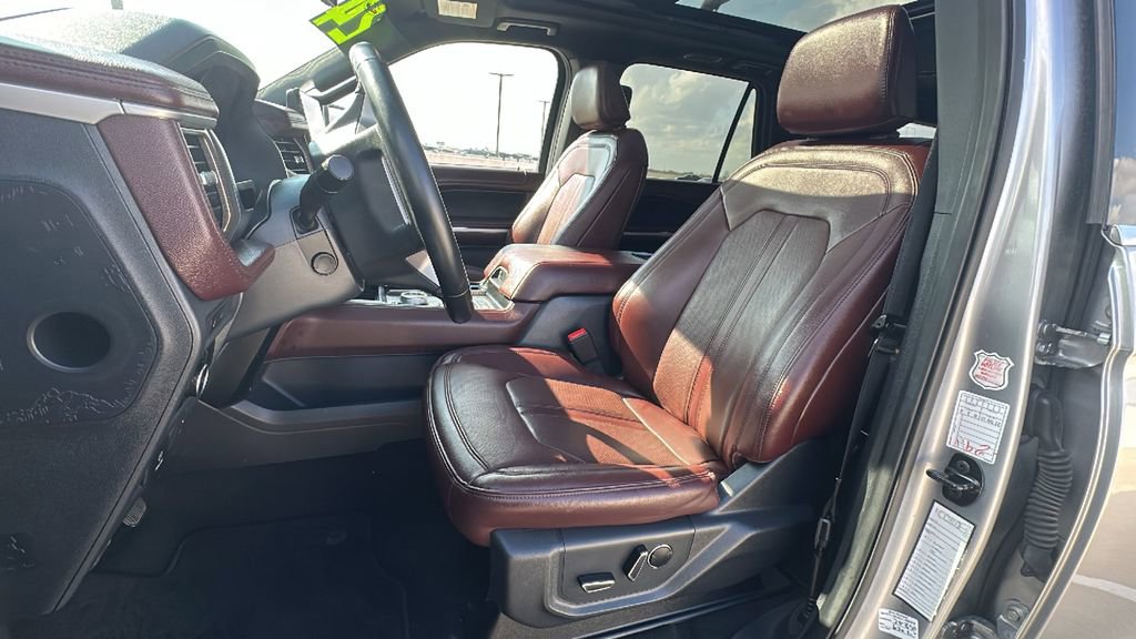 Used 2024 Ford Expedition Max Limited image 4