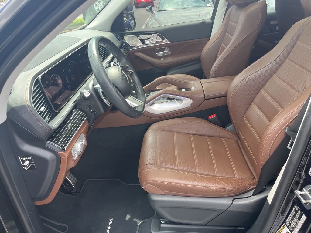 Used 2024 Mercedes-Benz GLS 580 4MATIC image 20