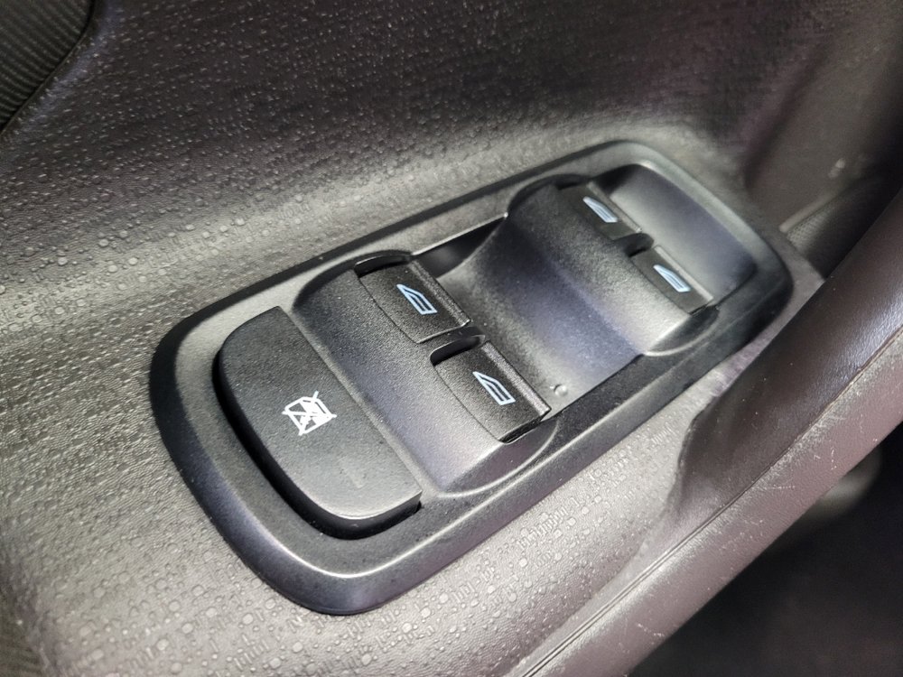 Used 2019 Ford Fiesta SE w/ Equipment Group 201A FWD image 27