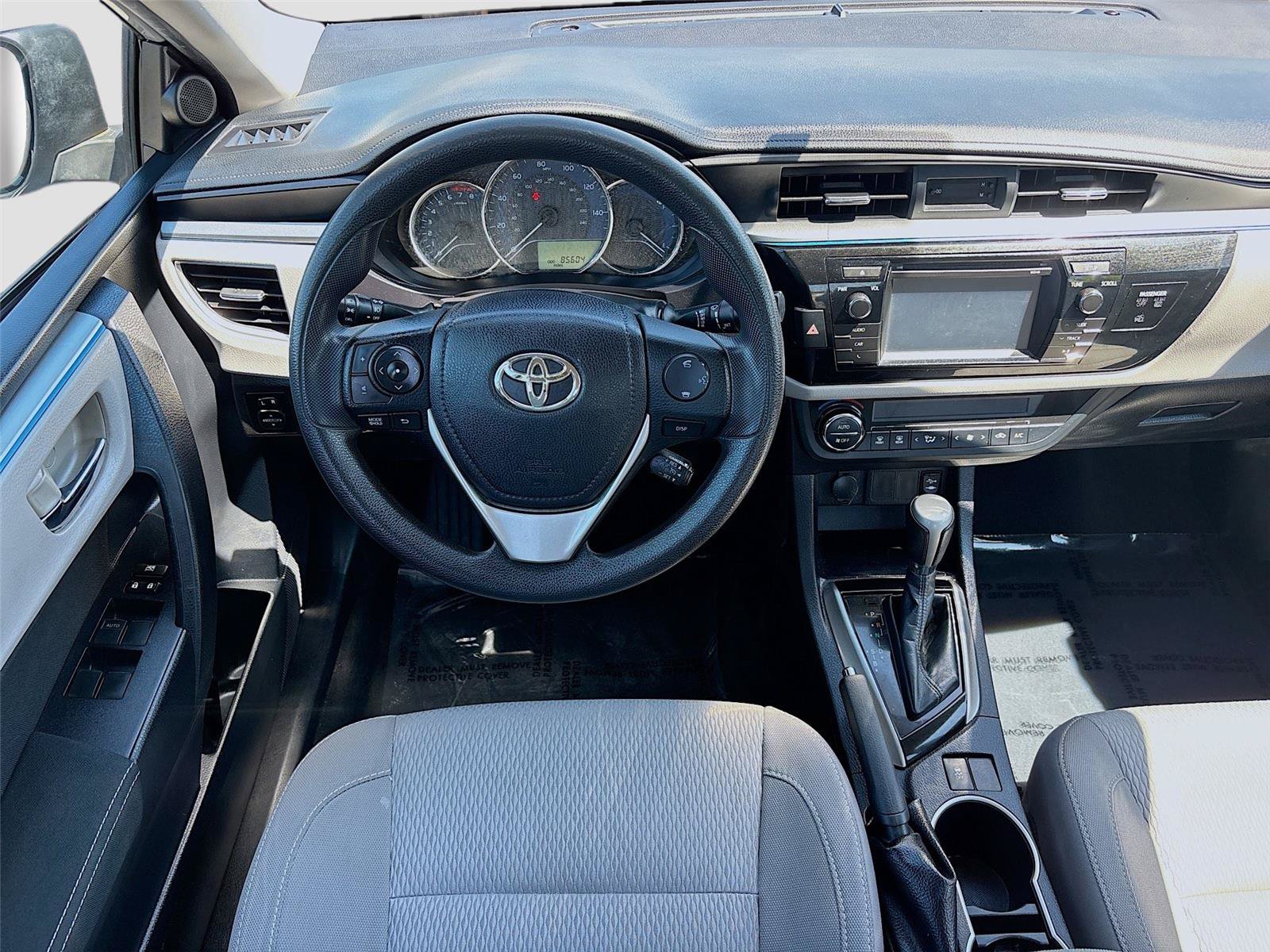 Used 2014 Toyota Corolla LE FWD image 20