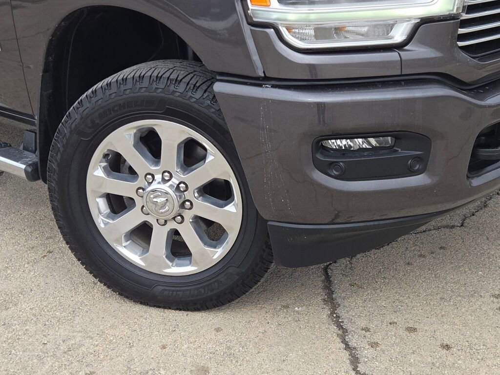 Certified 2023 RAM 2500 Laramie AWD/4WD image 3