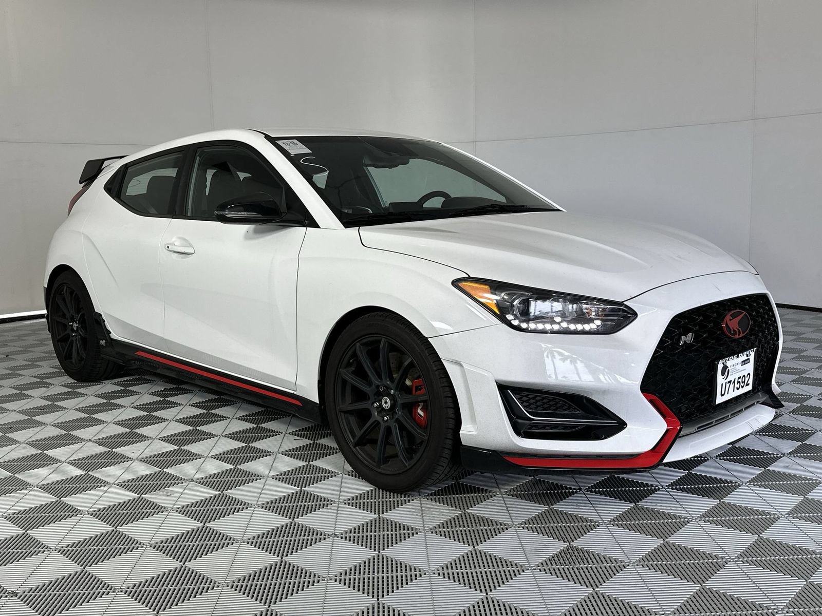 Used 2022 Hyundai Veloster N FWD video 2