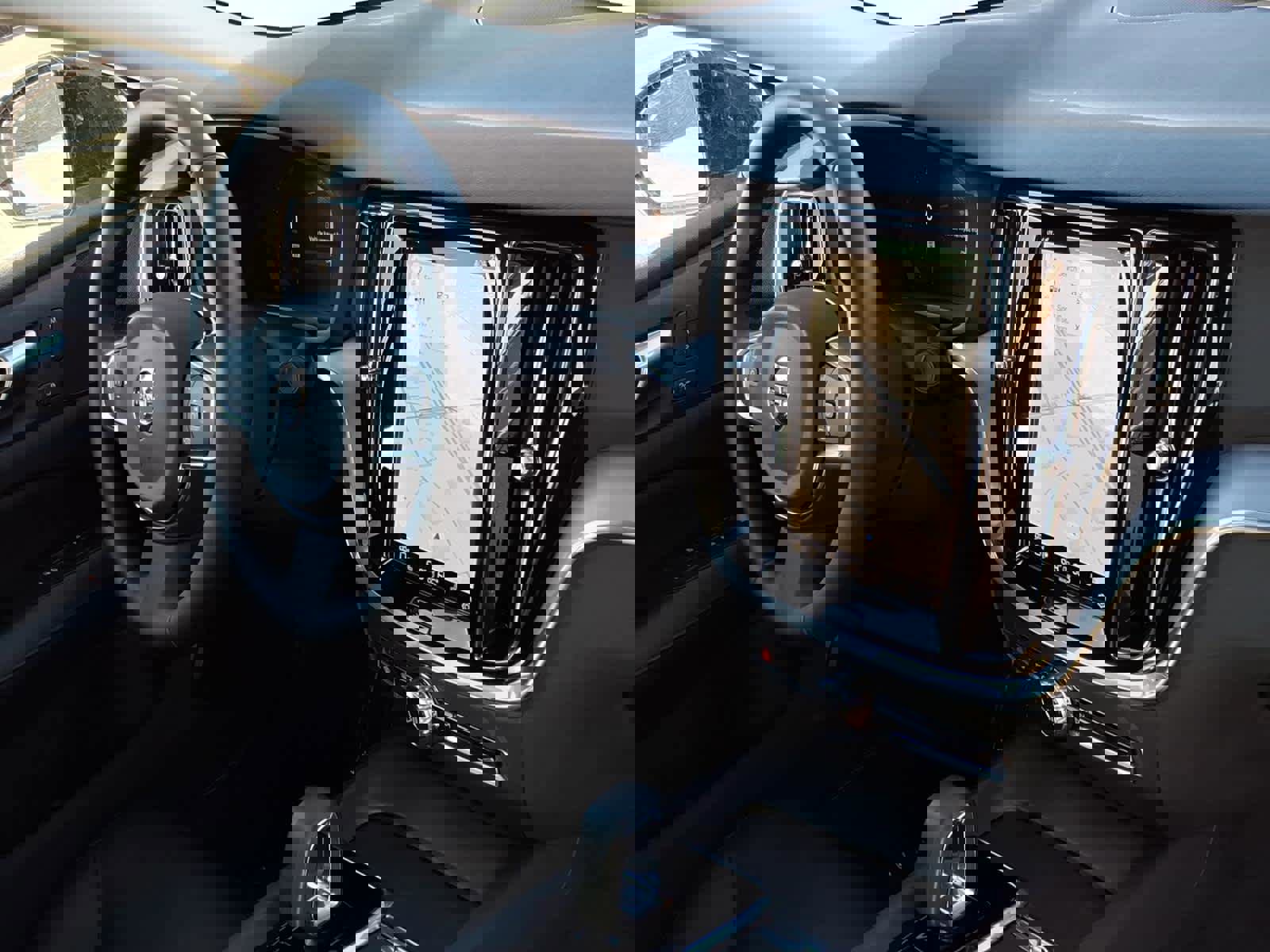 Used 2025 Volvo S60 B5 Core image 20