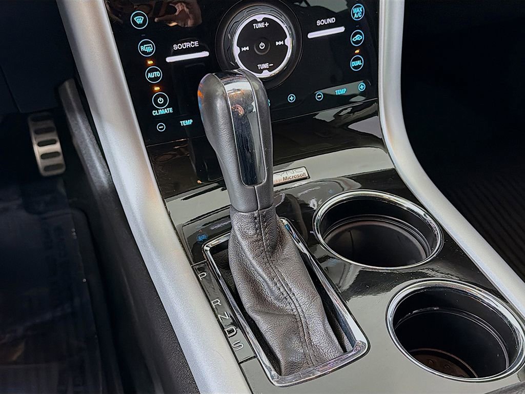 Used 2013 Ford Edge Sport w/ Driver Entry Pkg image 40