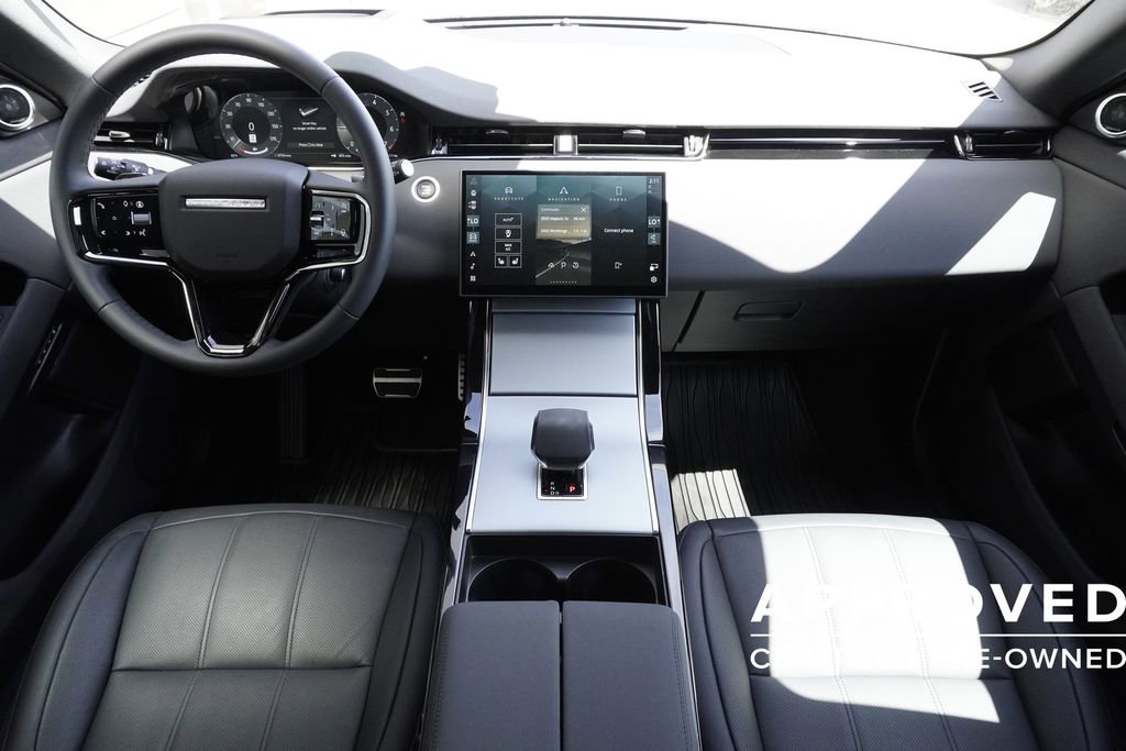 Used 2025 Land Rover Range Rover Evoque S AWD/4WD image 9