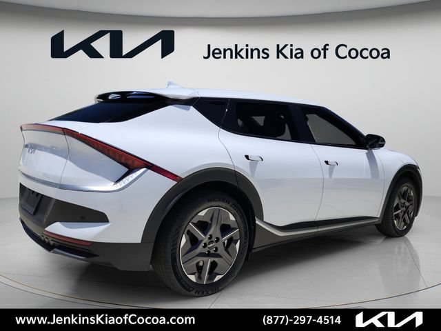 New 2026 Kia EV6 Light RWD image 3
