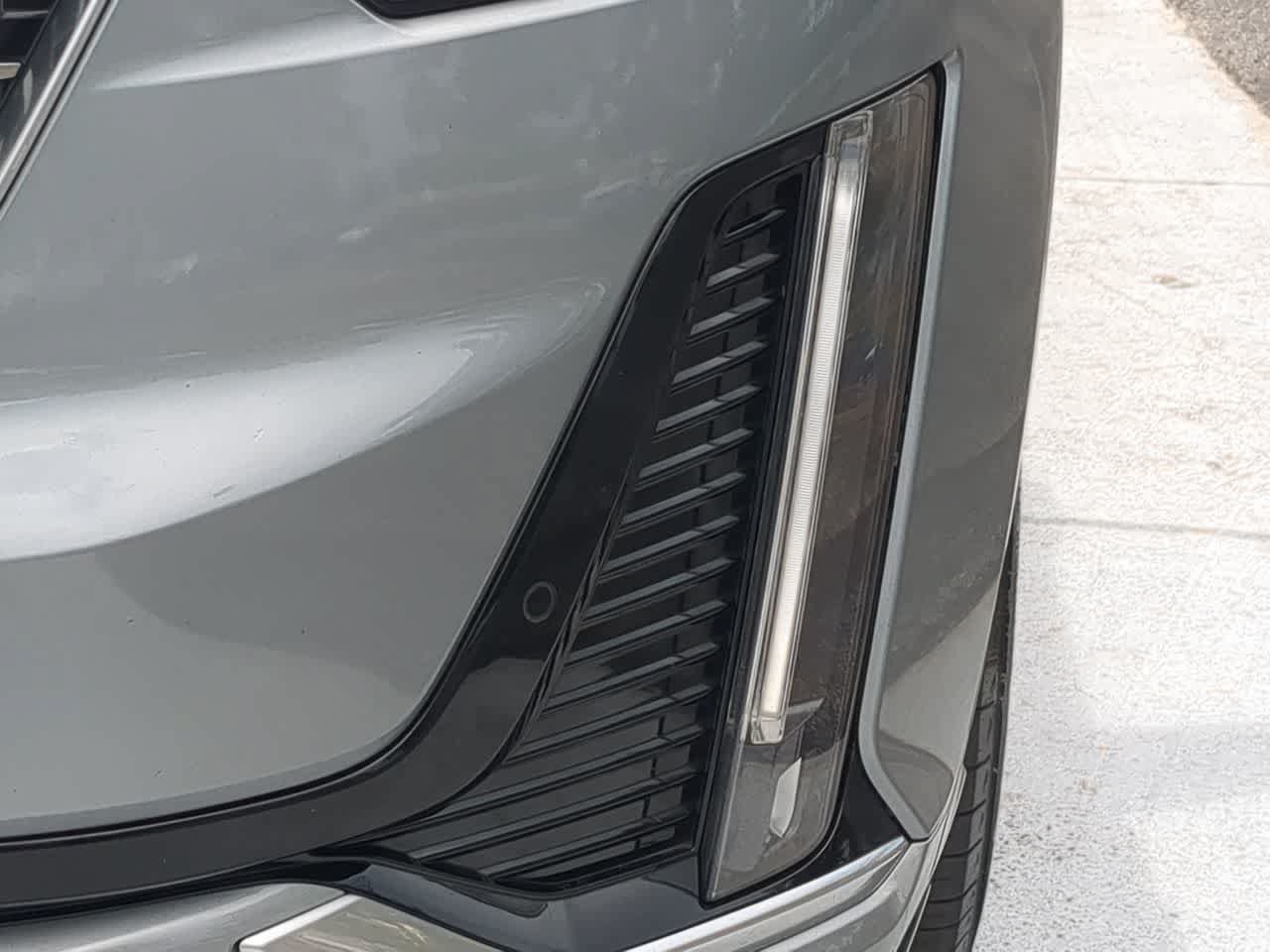 Used 2024 Cadillac XT6 Luxury FWD image 11