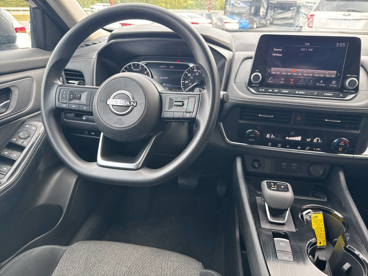 Used 2024 Nissan Rogue SV image 11