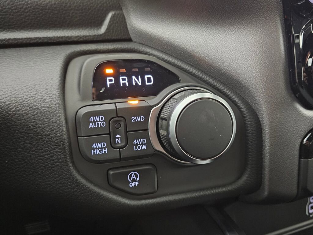 New 2026 RAM 1500 Big Horn AWD/4WD image 30