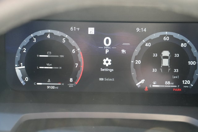 Used 2025 Toyota Tacoma TRD Sport AWD/4WD image 29