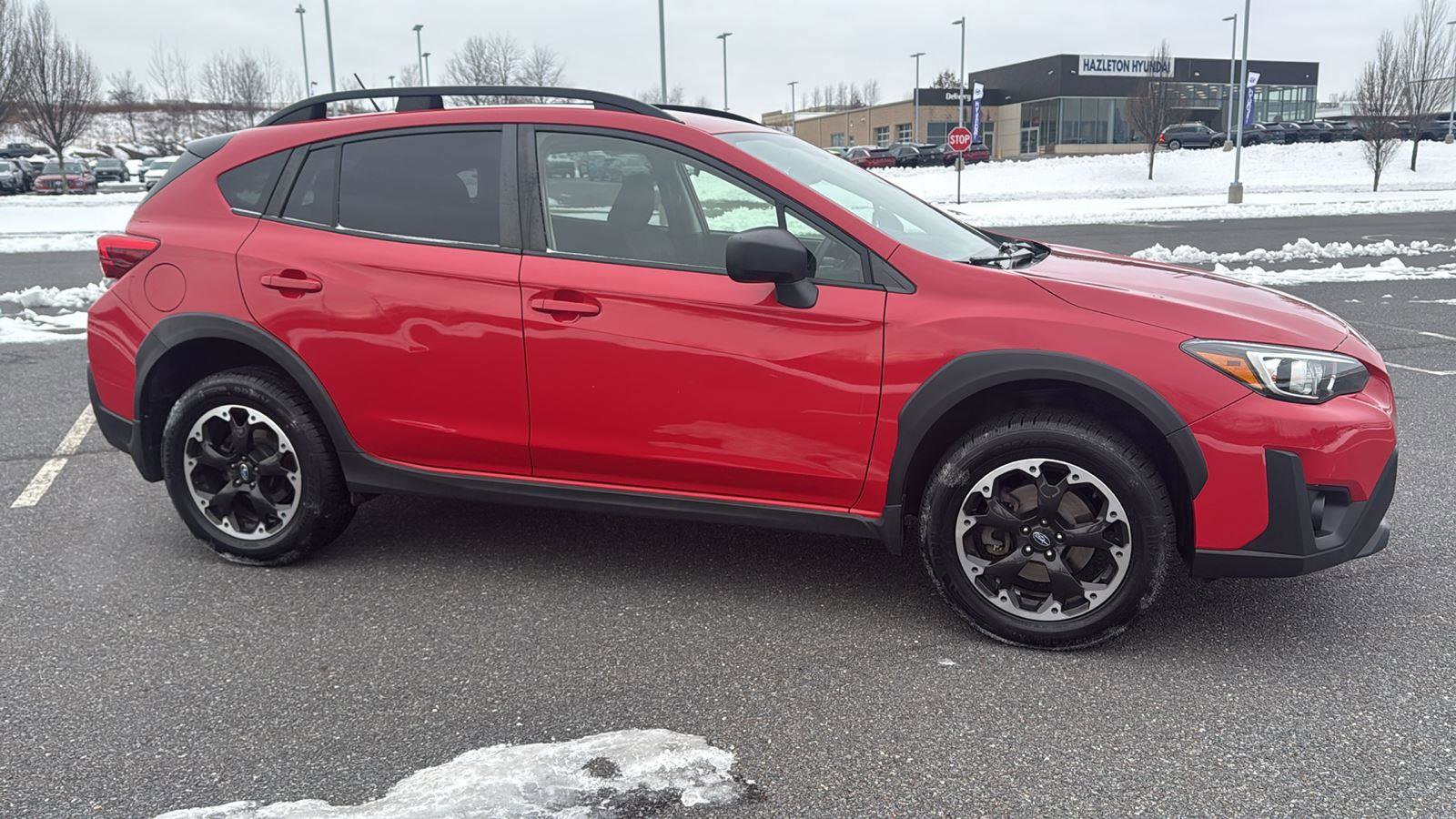 Used 2021 Subaru Crosstrek 2.0i image 3