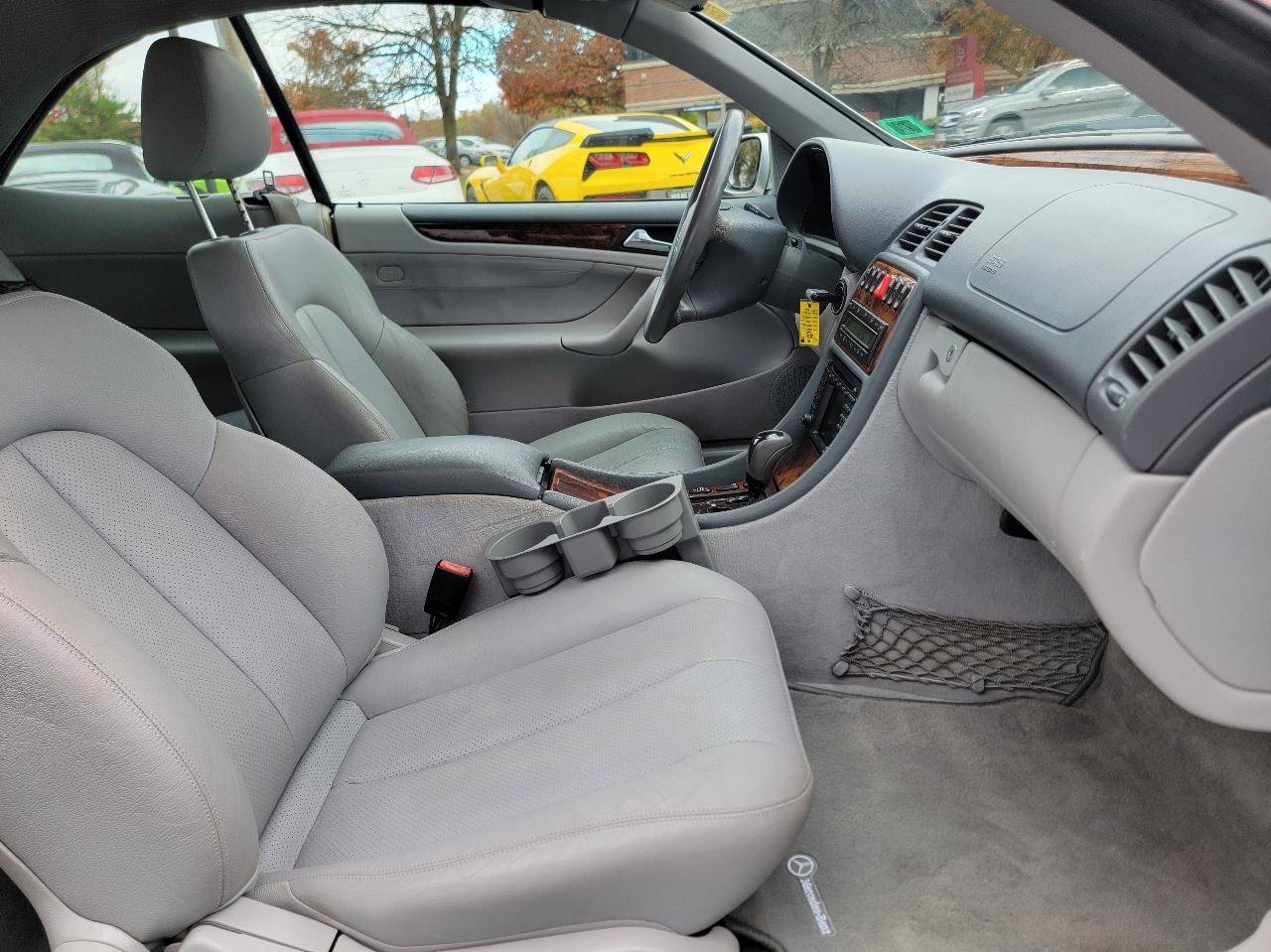 Used 2003 Mercedes-Benz CLK 320 Cabriolet image 21
