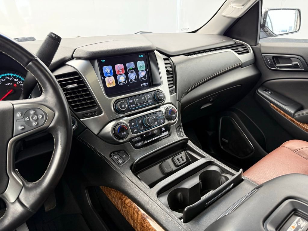 Used 2019 Chevrolet Suburban Premier w/ Premier Plus Edition AWD/4WD image 5
