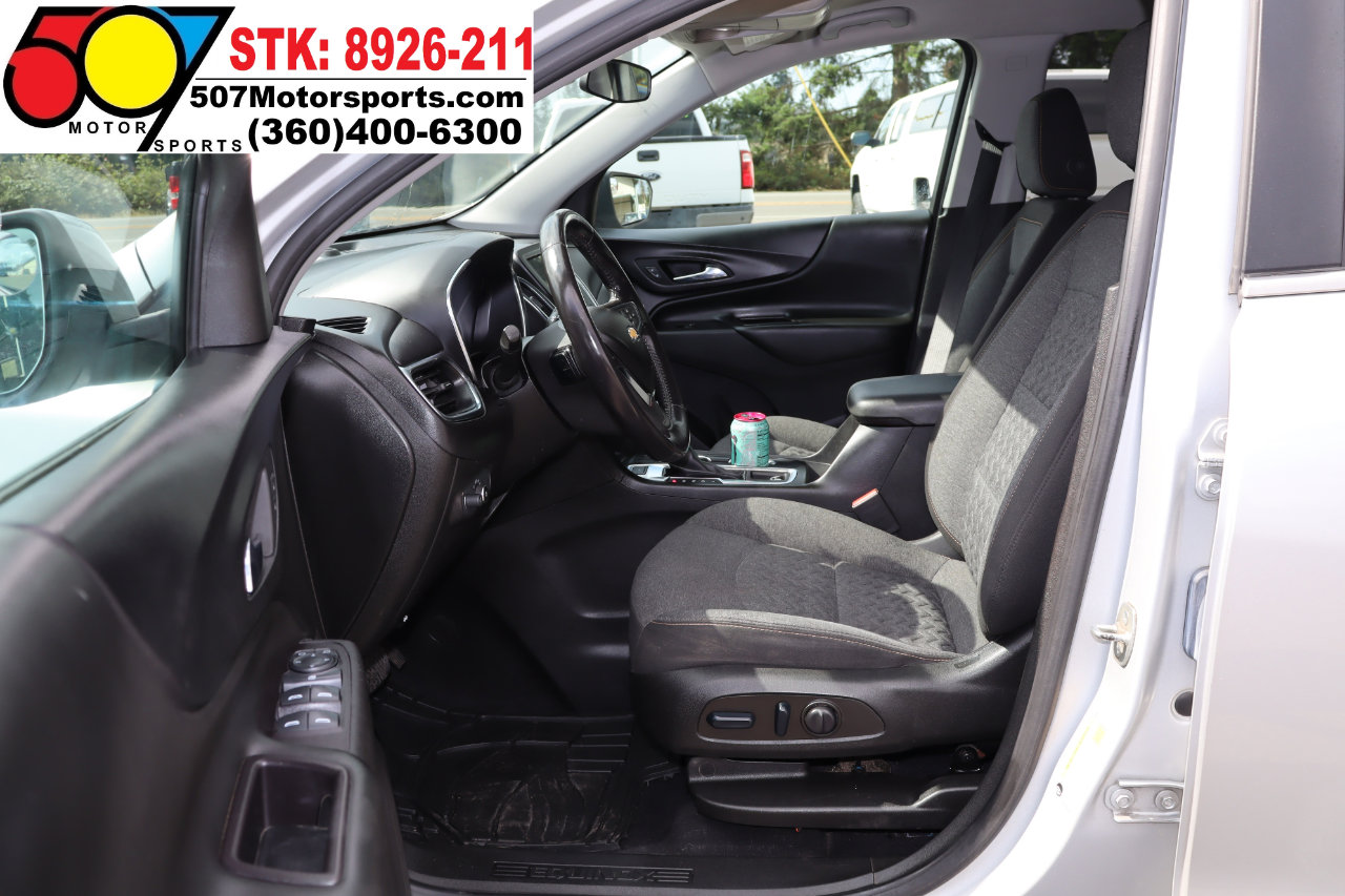Used 2022 Chevrolet Equinox LT w/ Driver Convenience Package image 11