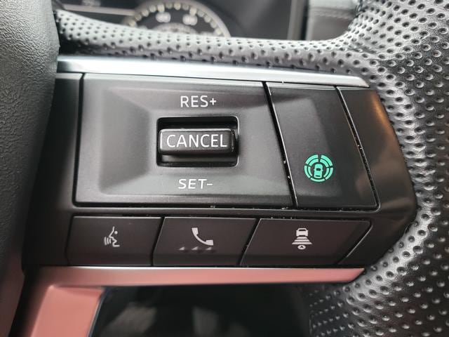 Used 2023 Mitsubishi Outlander SE AWD/4WD image 23