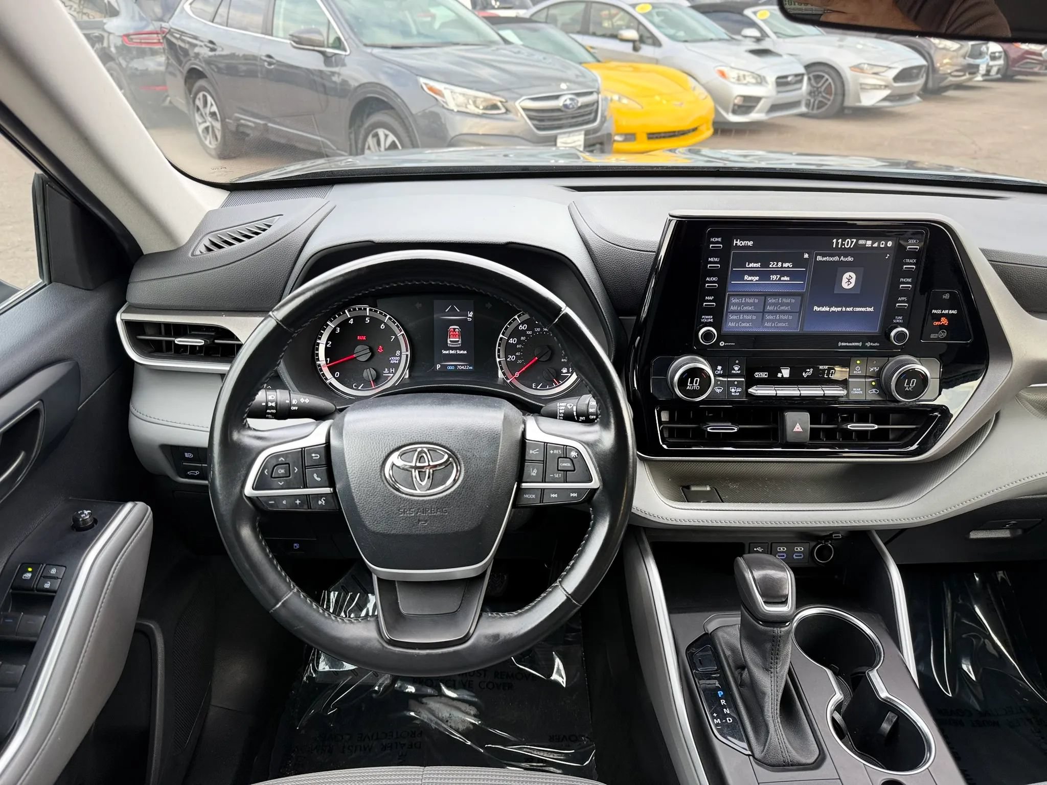 Used 2022 Toyota Highlander LE AWD/4WD image 28