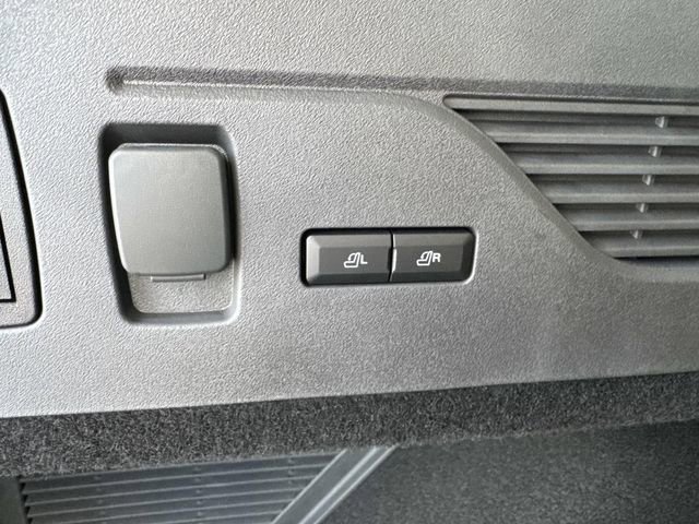 New 2026 Lincoln Nautilus Reserve AWD/4WD image 11