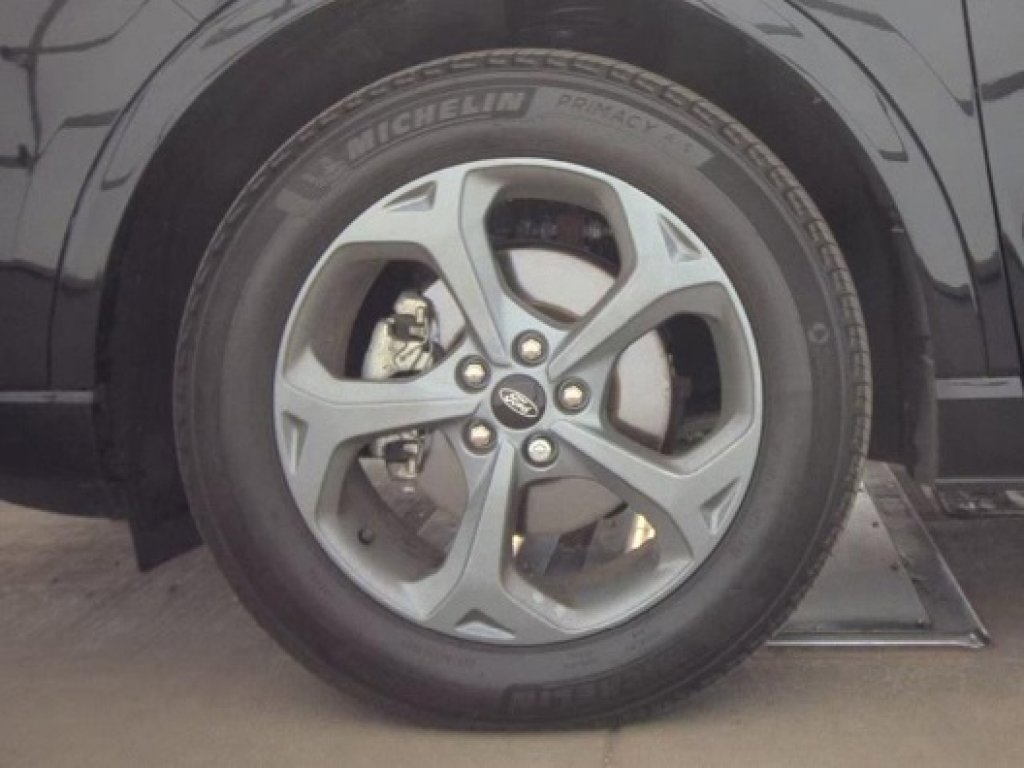 Used 2023 Ford Escape ST-Line w/ Tech Pack #1 image 9