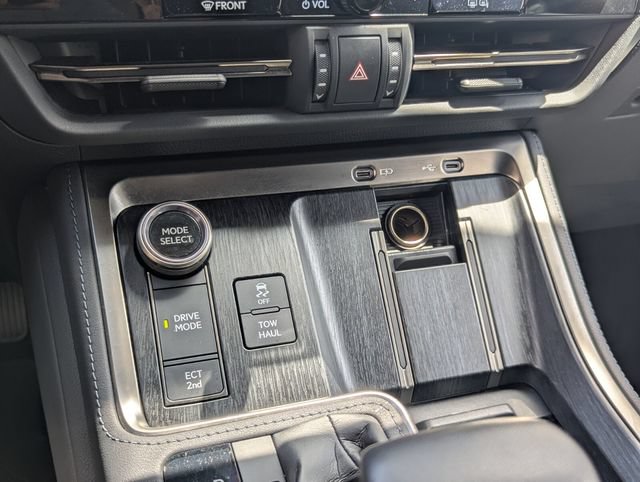Used 2025 Lexus GX 550 w/ Cold Area Package AWD/4WD image 20