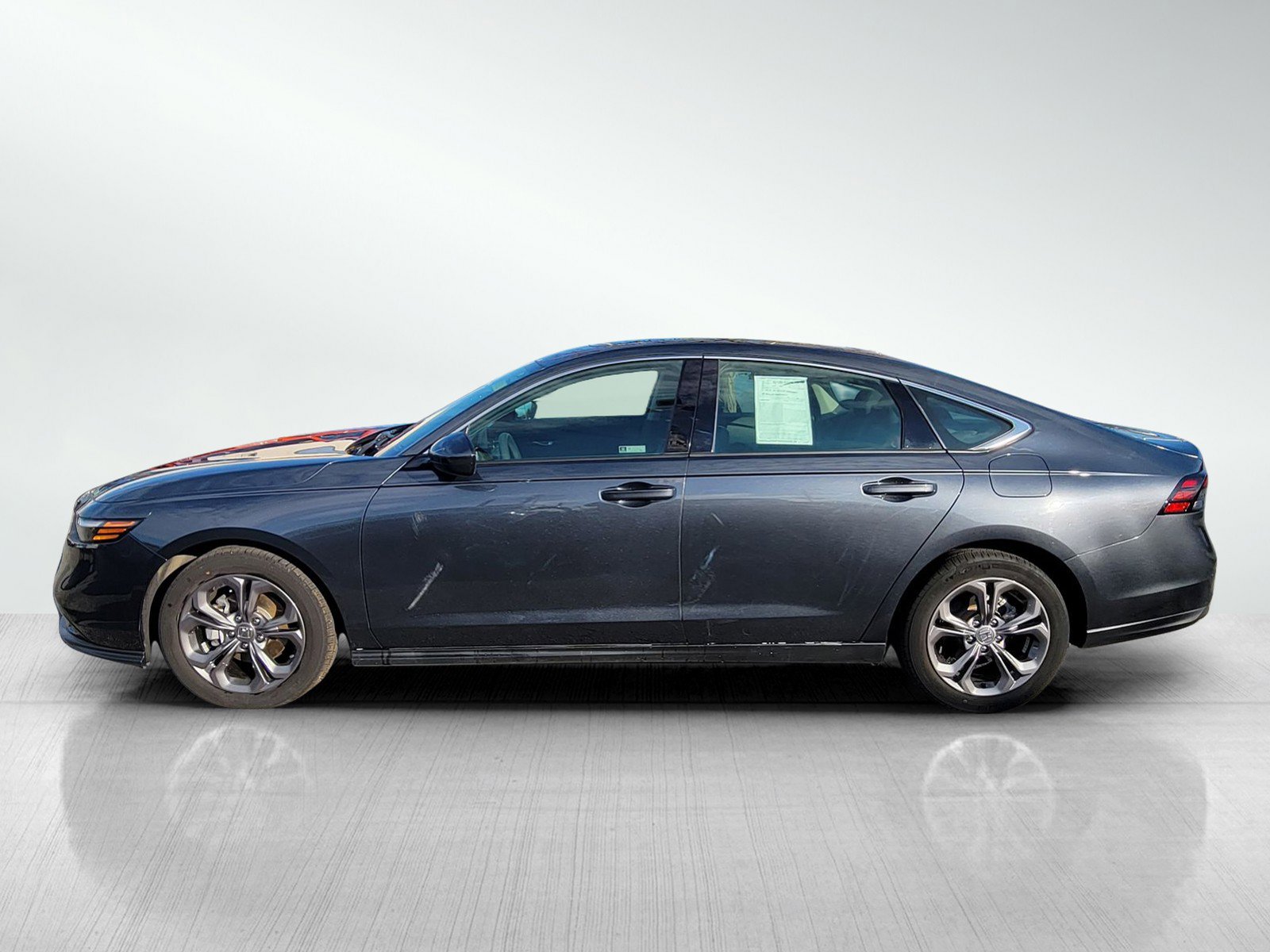 Used 2023 Honda Accord EX image 8