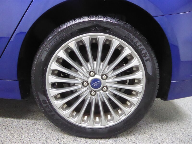 Used 2015 Ford Fusion Titanium AWD/4WD image 32