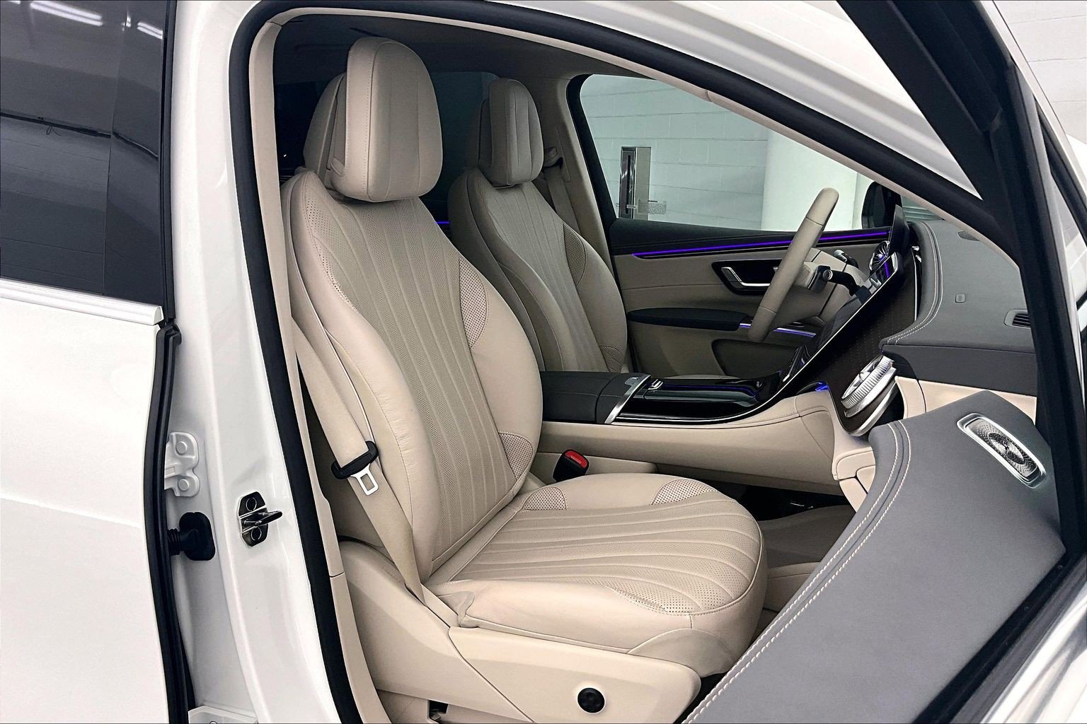 Certified 2023 Mercedes-Benz EQS 450+ SUV image 6