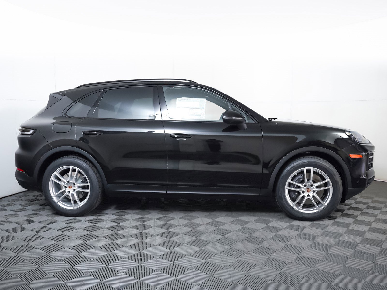 New 2026 Porsche Cayenne image 9