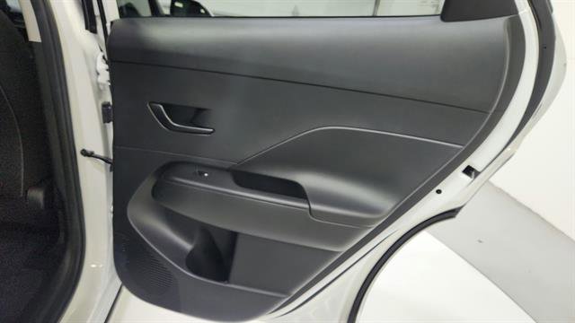 Used 2024 Hyundai Kona SEL image 34