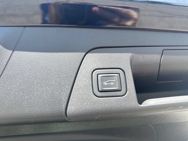Used 2023 Buick Envision Preferred AWD/4WD image 55