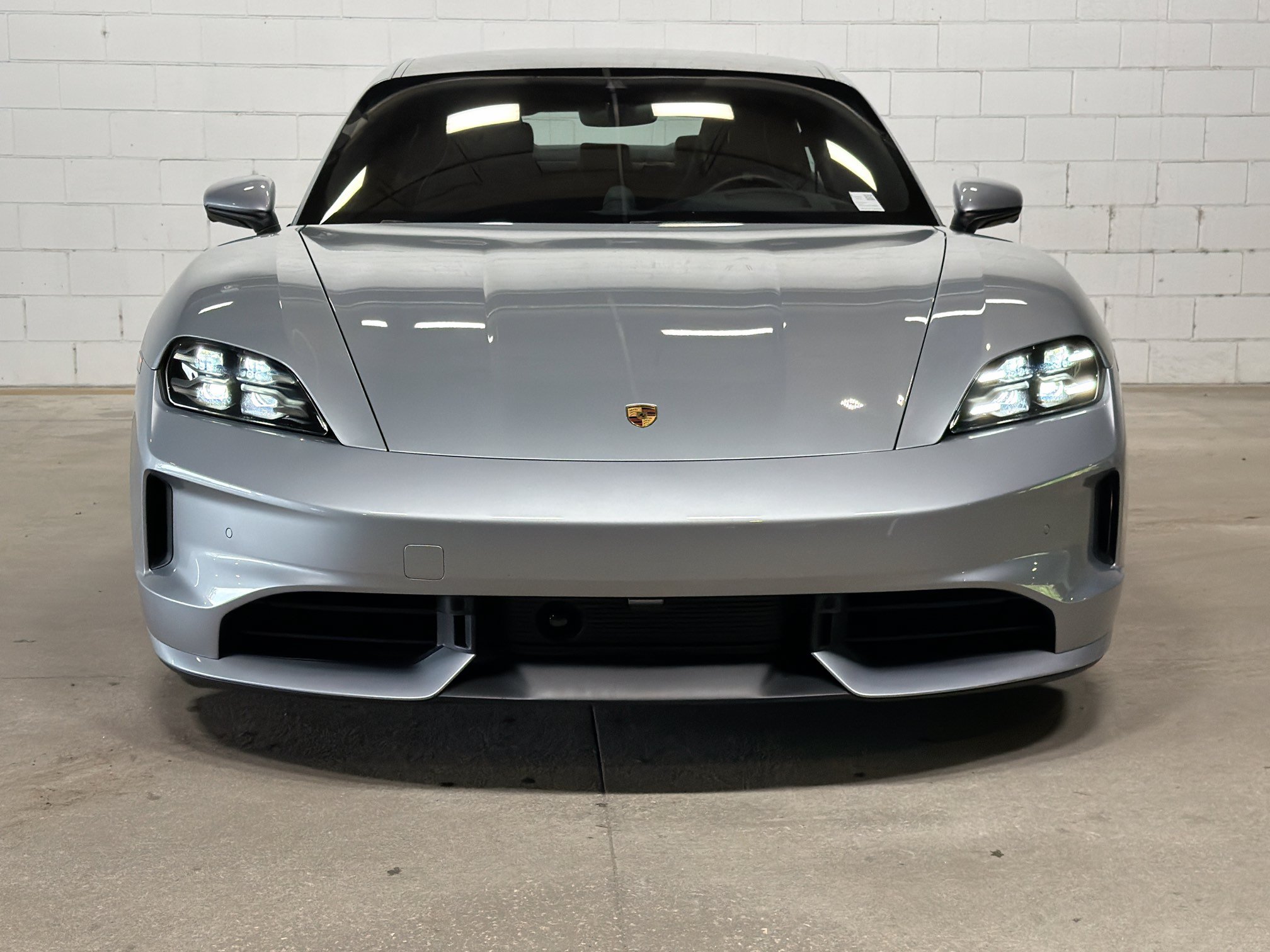 Certified 2026 Porsche Taycan AWD/4WD image 9