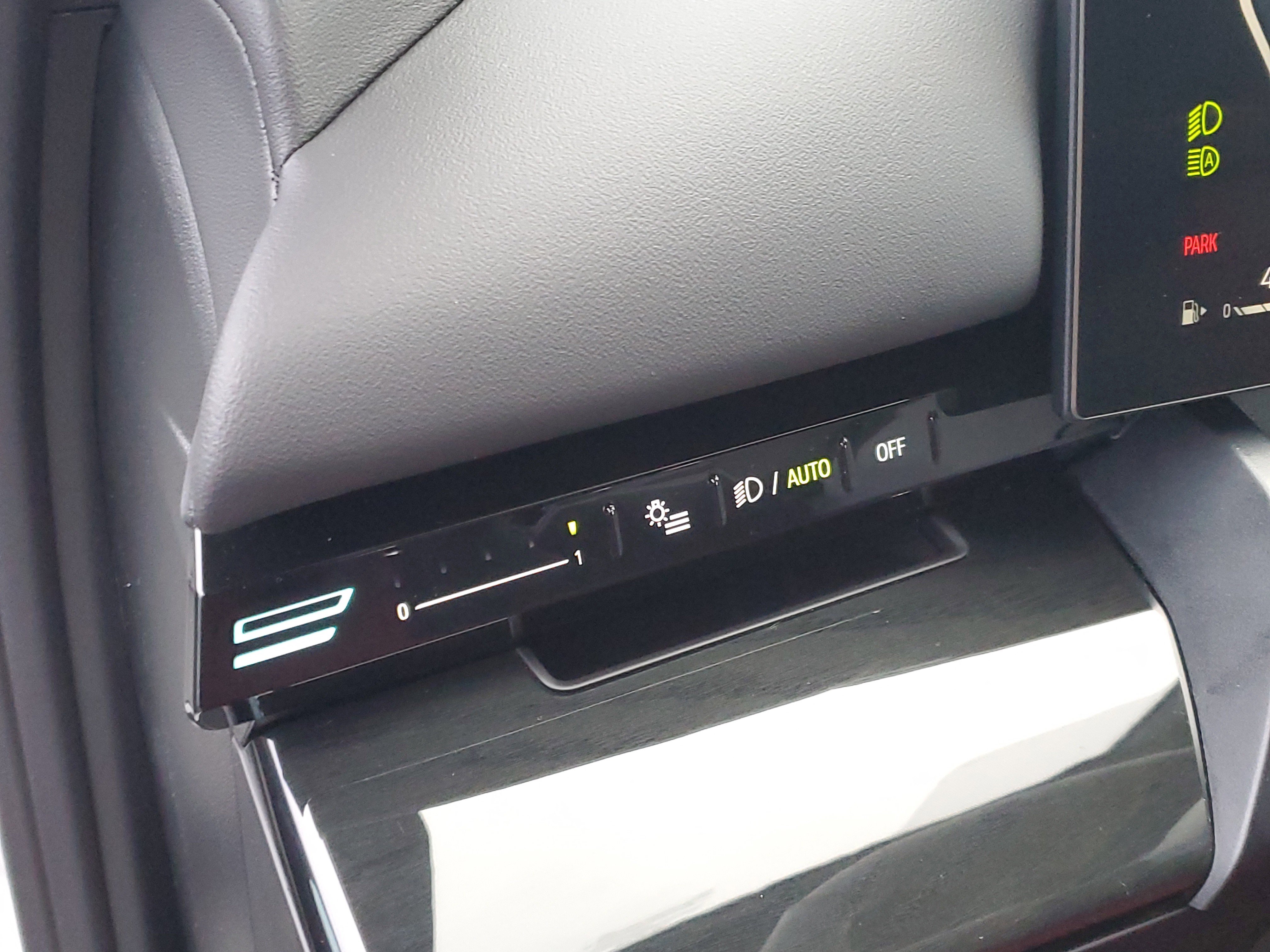 New 2026 BMW 530i xDrive w/ Premium Package image 10